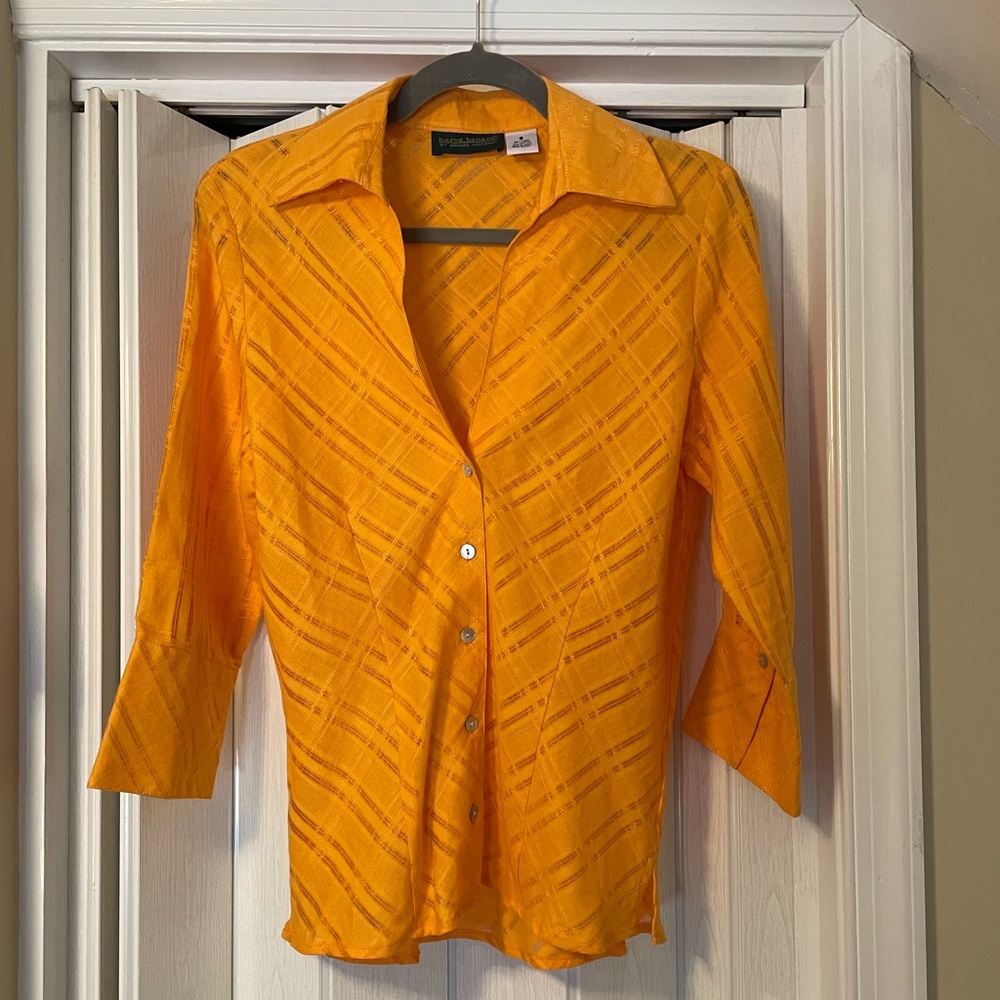 Harvé Bernard Orange Button Down Shirt. Like New!